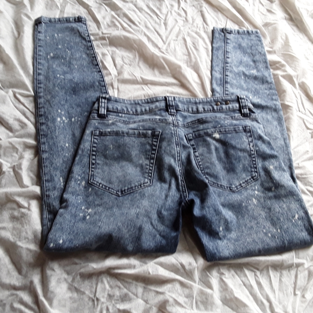 Cabi Constellation Paint Splatter Skinny Jeans - Picture 11 of 11